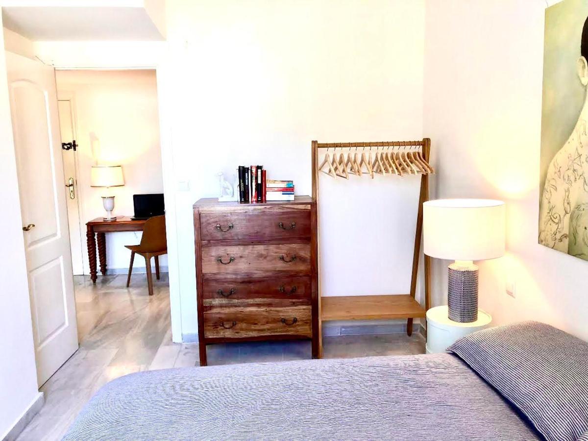 Inspiring Apartment In Carihuela Beach Torremolinos Luaran gambar